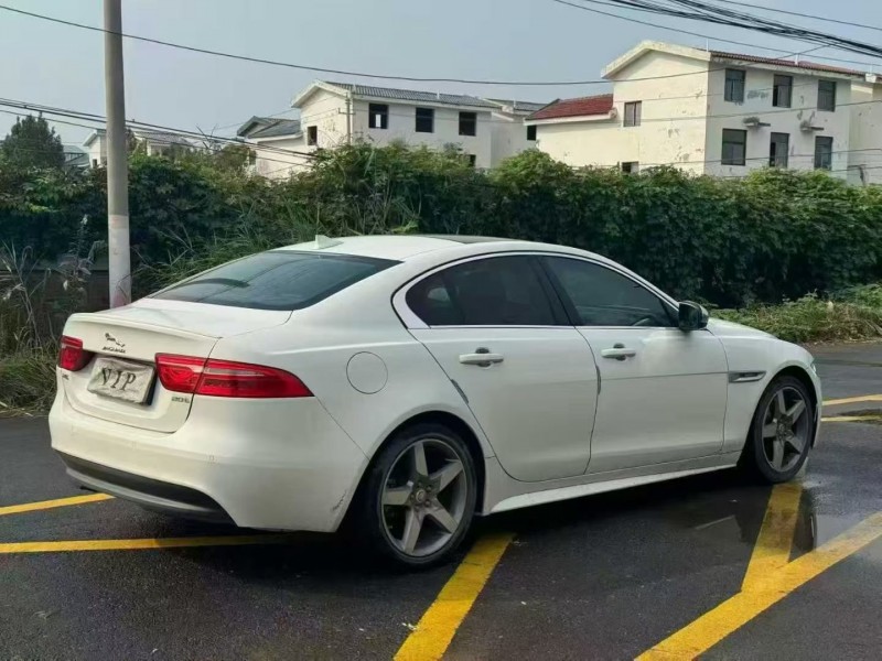新乡16年捷豹XE7