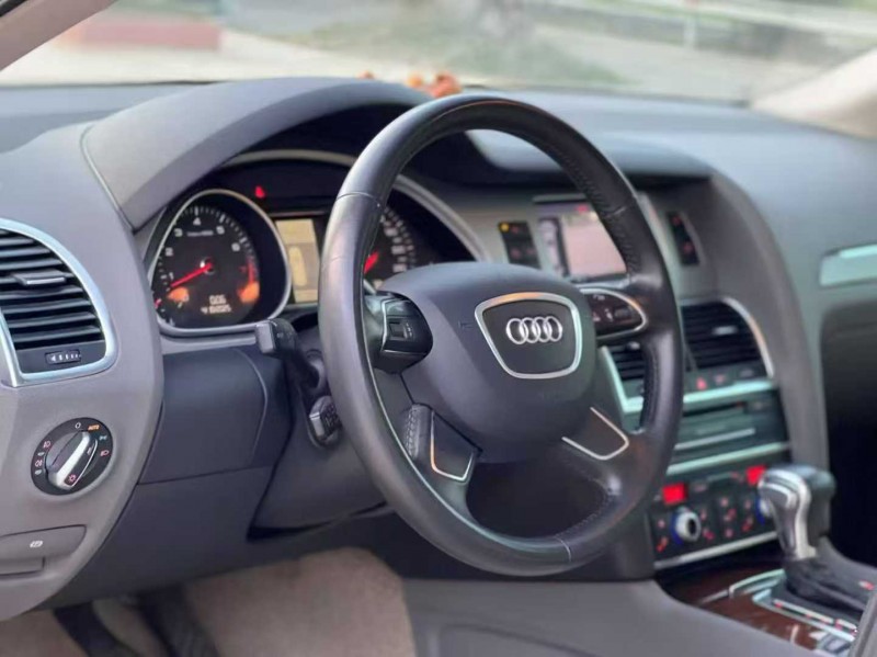 汕头13年奥迪Q75