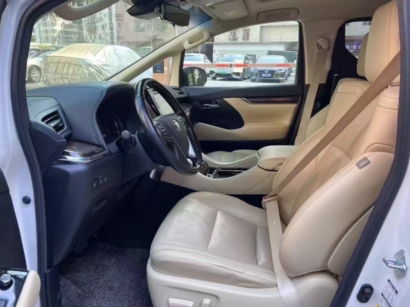 广州20年丰田埃尔法5