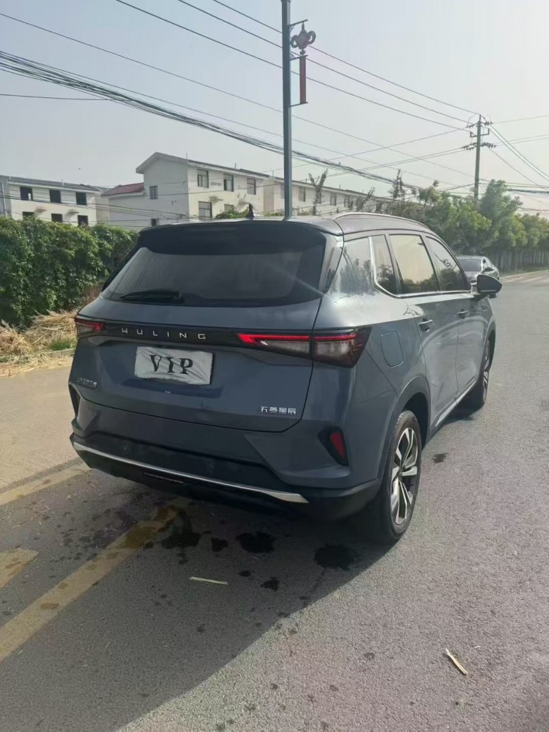 新乡22年五菱汽车星辰7