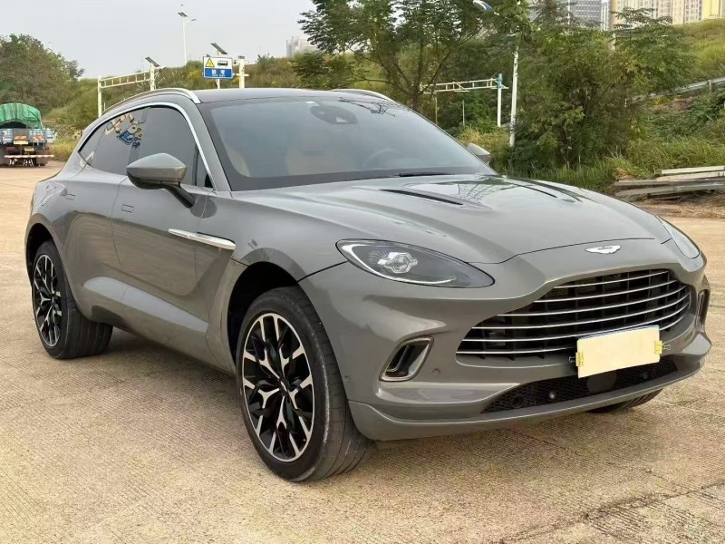广州23年阿斯顿·马丁DBX3