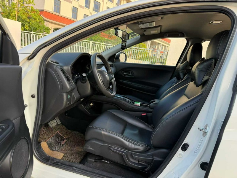 汕头18年本田缤智4