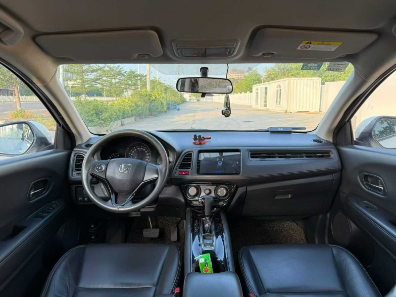 汕头18年本田缤智5