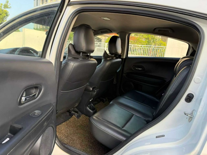 汕头18年本田缤智6