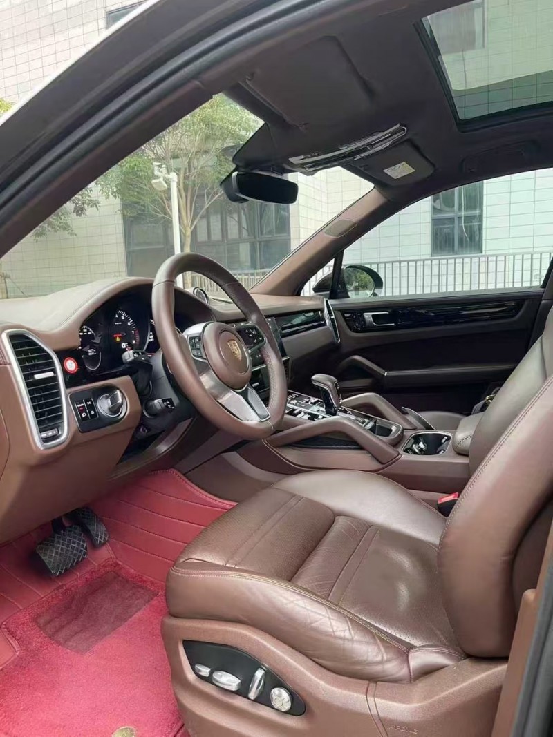 广州20年保时捷卡宴4