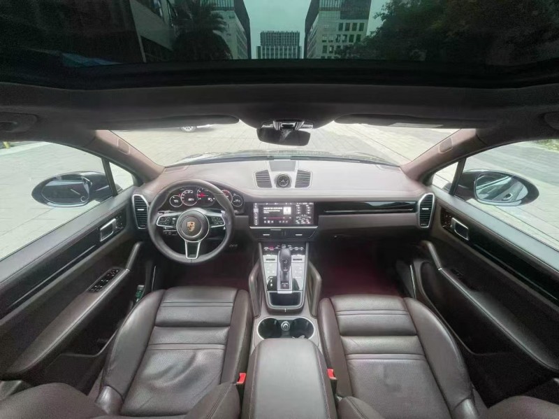 广州20年保时捷卡宴5