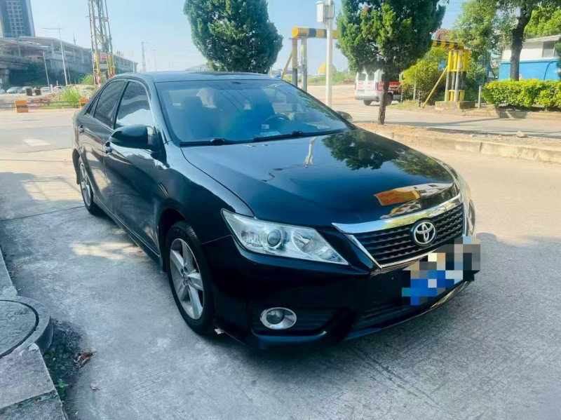 广州12年丰田凯美瑞8