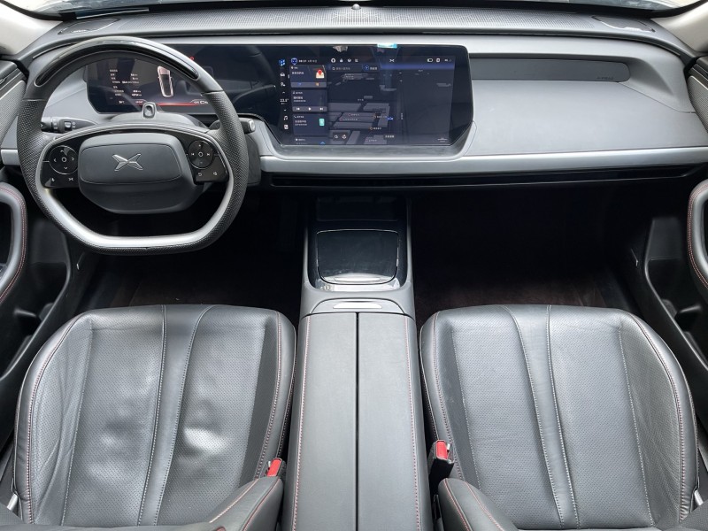 济宁24年小鹏汽车p76