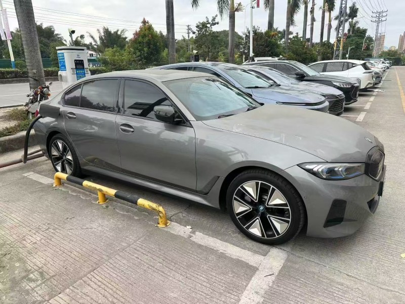 徐州23年宝马i32