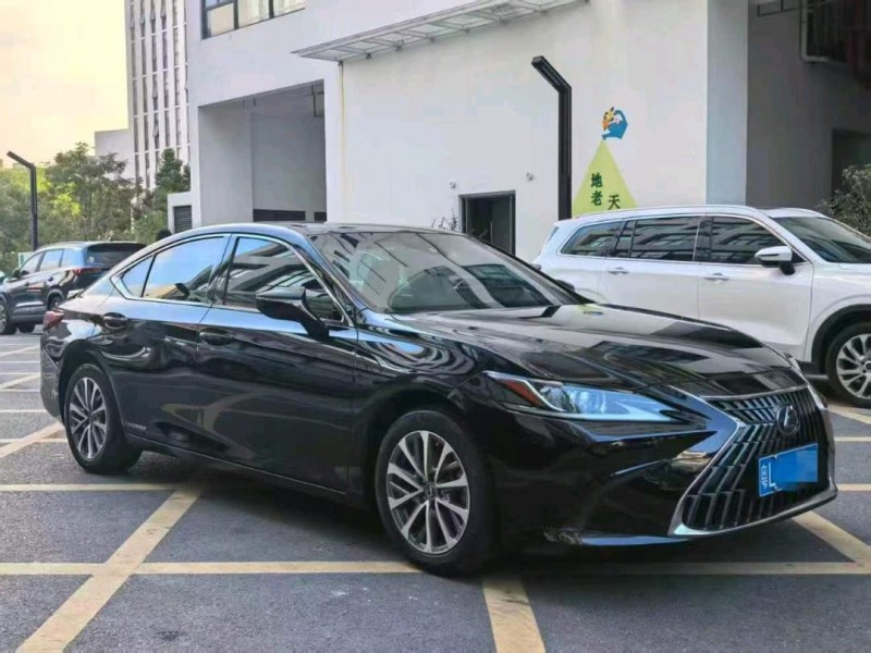深圳22年雷克萨斯ES2
