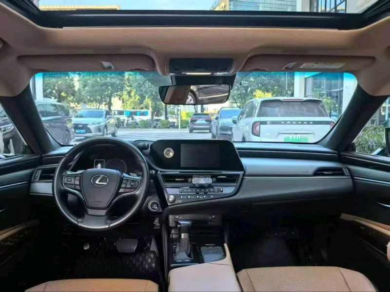 深圳22年雷克萨斯ES4