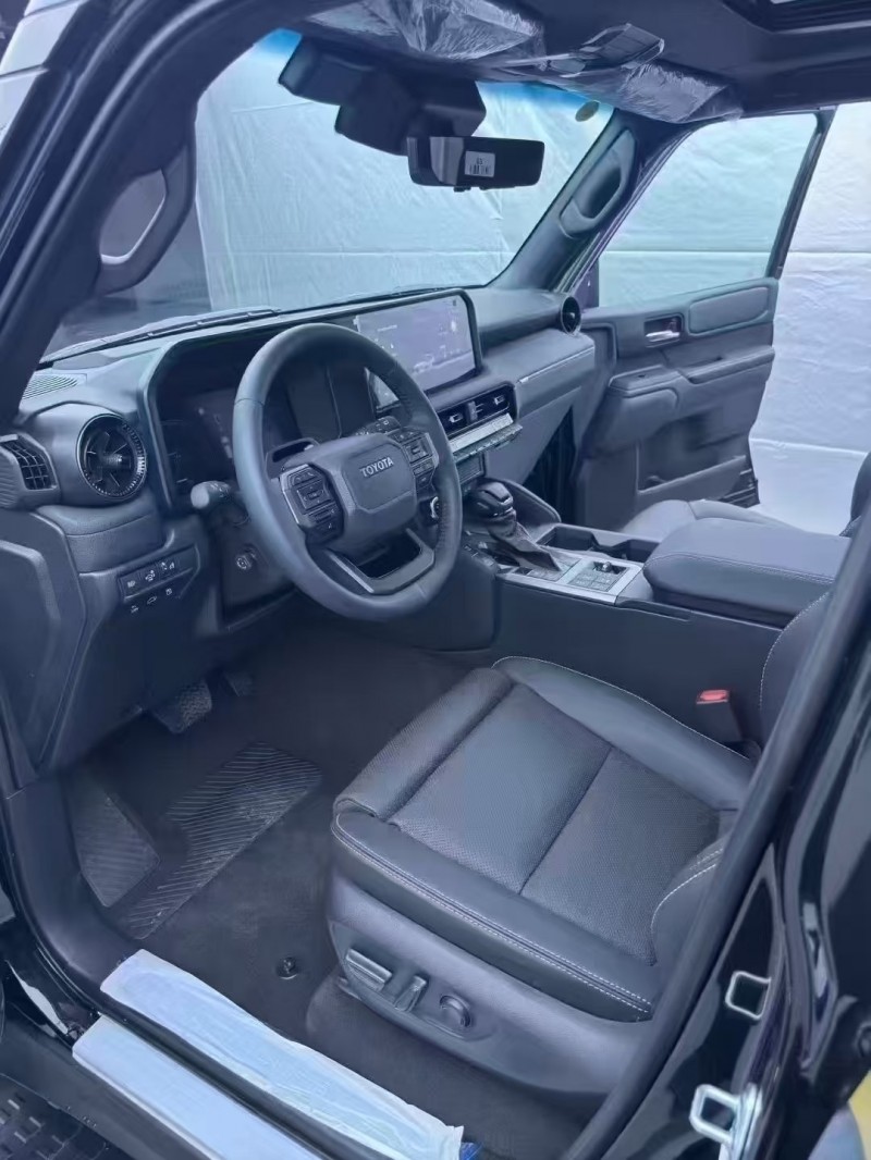 广州25年丰田普拉多4