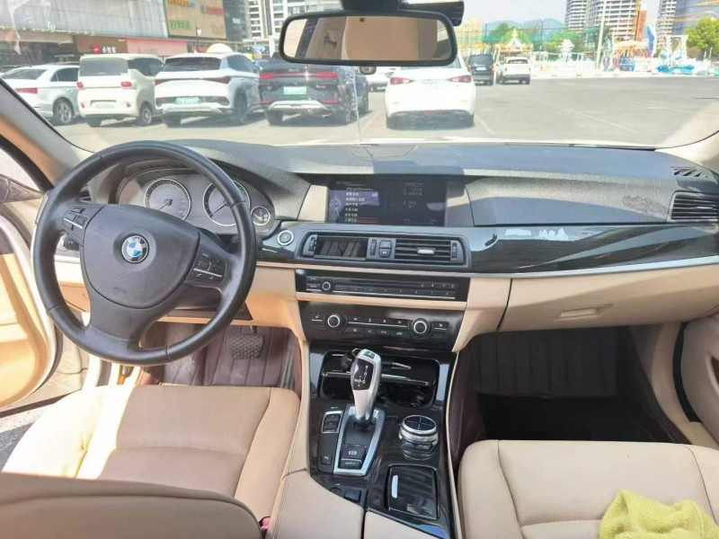 金华13年宝马5系7