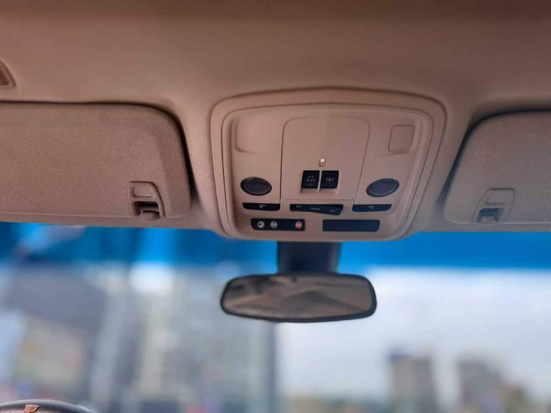 金华16年凯迪拉克XTS8