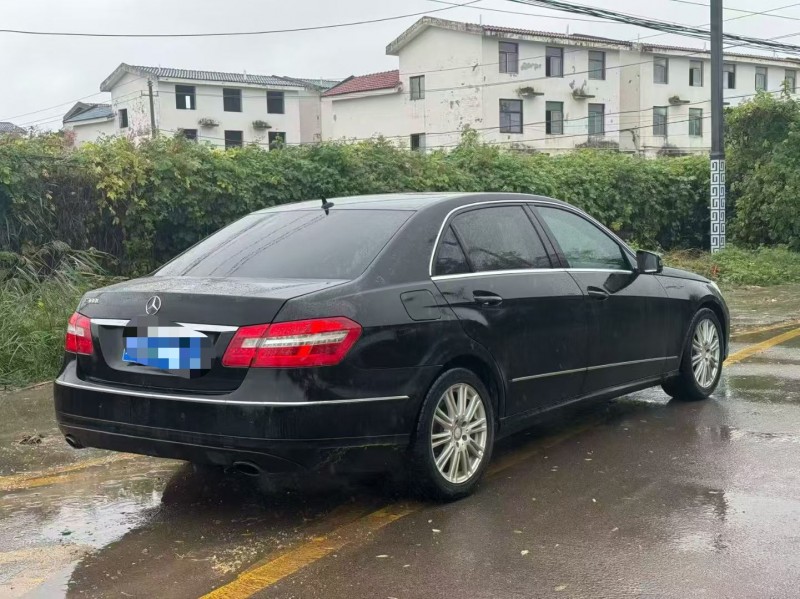 新乡13年奔驰E7