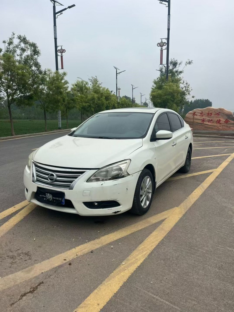 新乡15年日产轩逸3