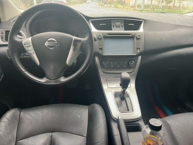 新乡15年日产轩逸6