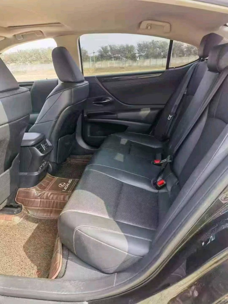 台州18年雷克萨斯ES4