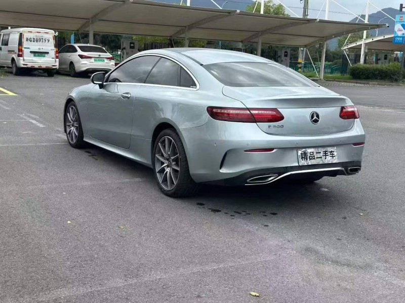 金华22年奔驰E3