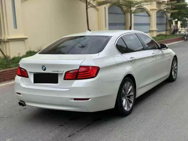 厦门17年宝马5系8