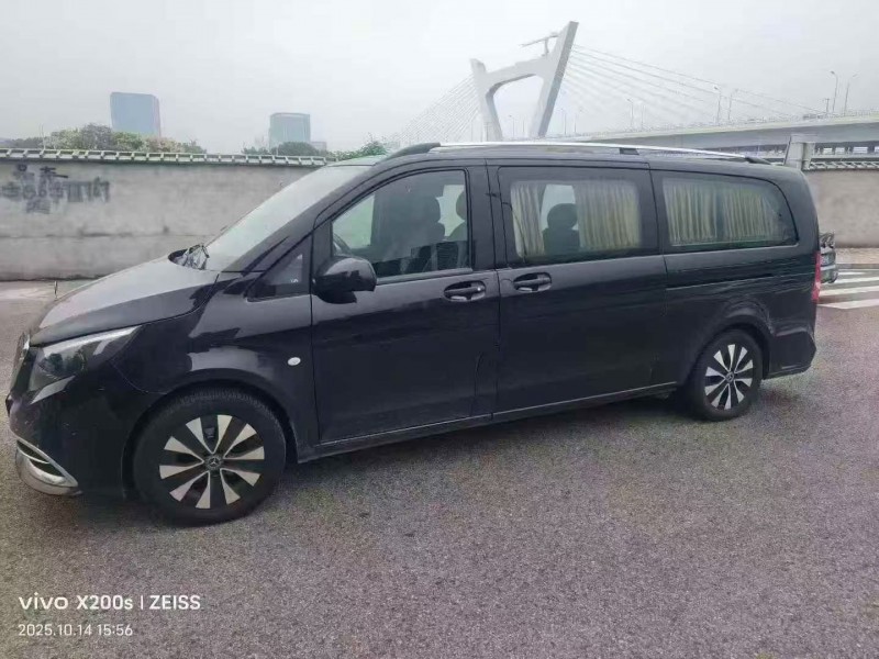 温州21年奔驰威霆3