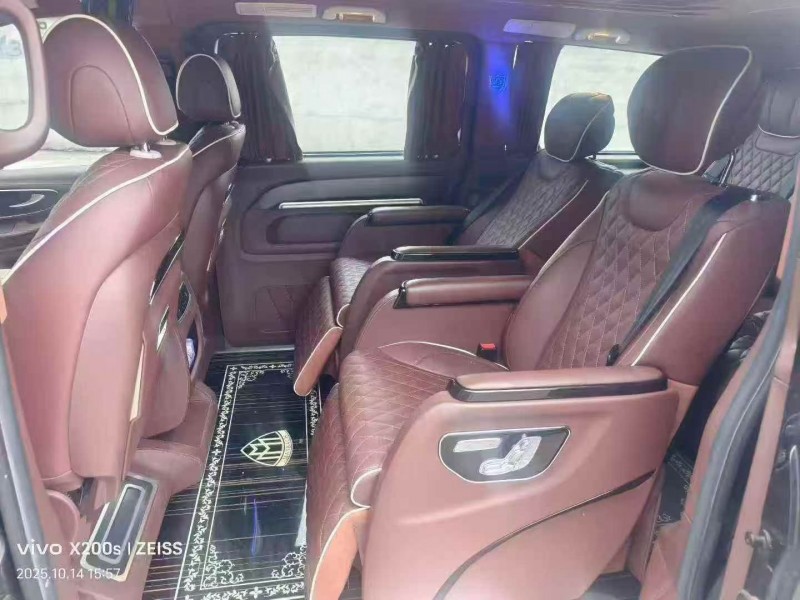 温州21年奔驰威霆9