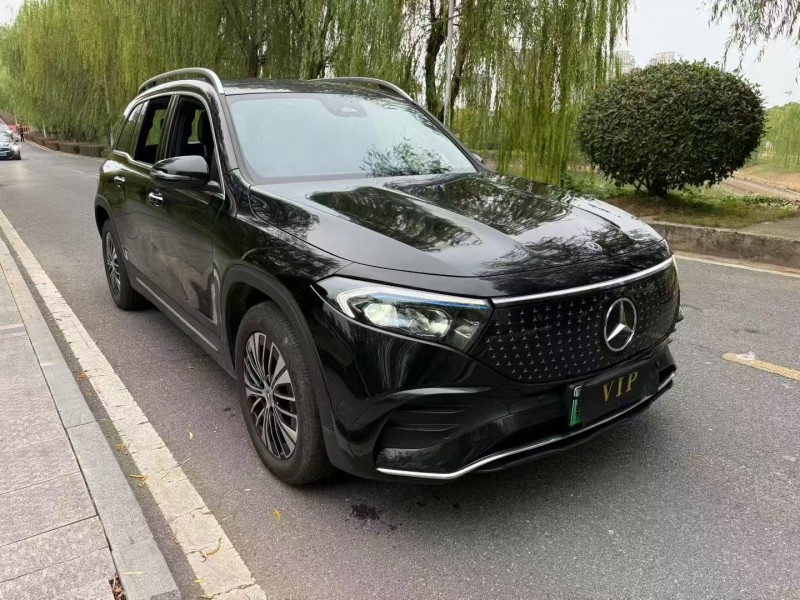 广州25年奔驰EQB3