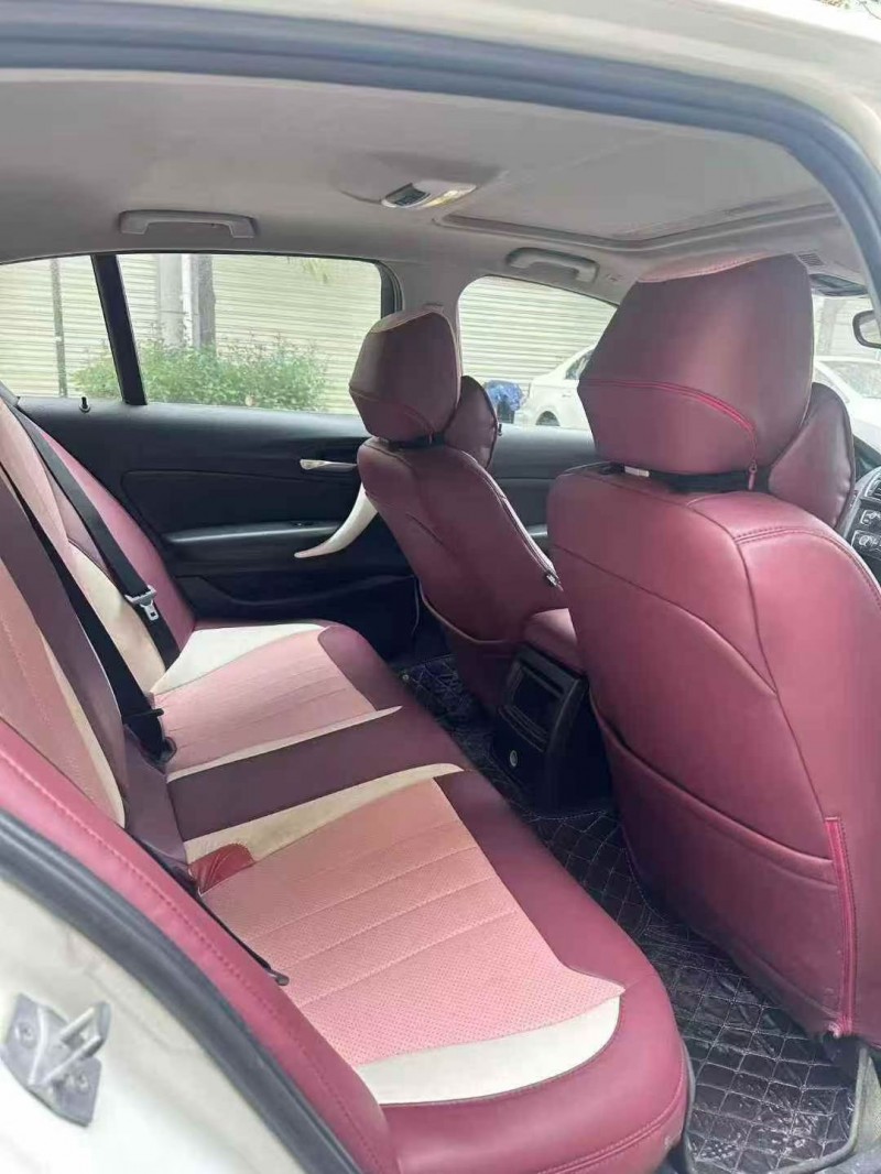 安顺15年宝马1系8