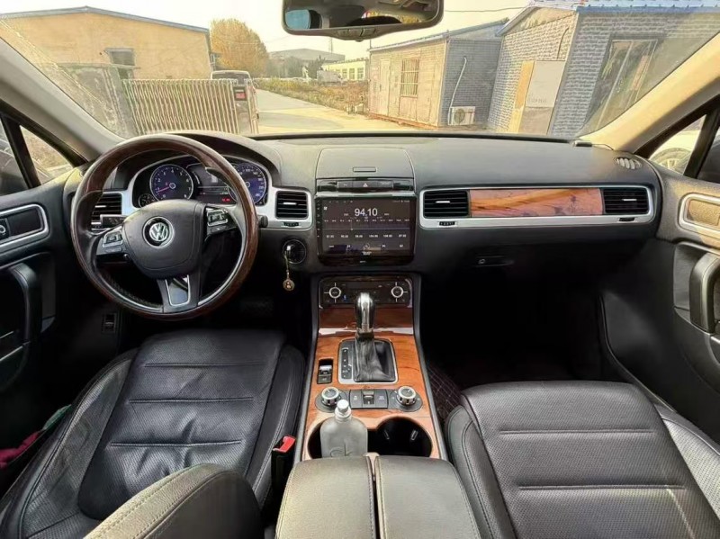 聊城13年大众途锐5