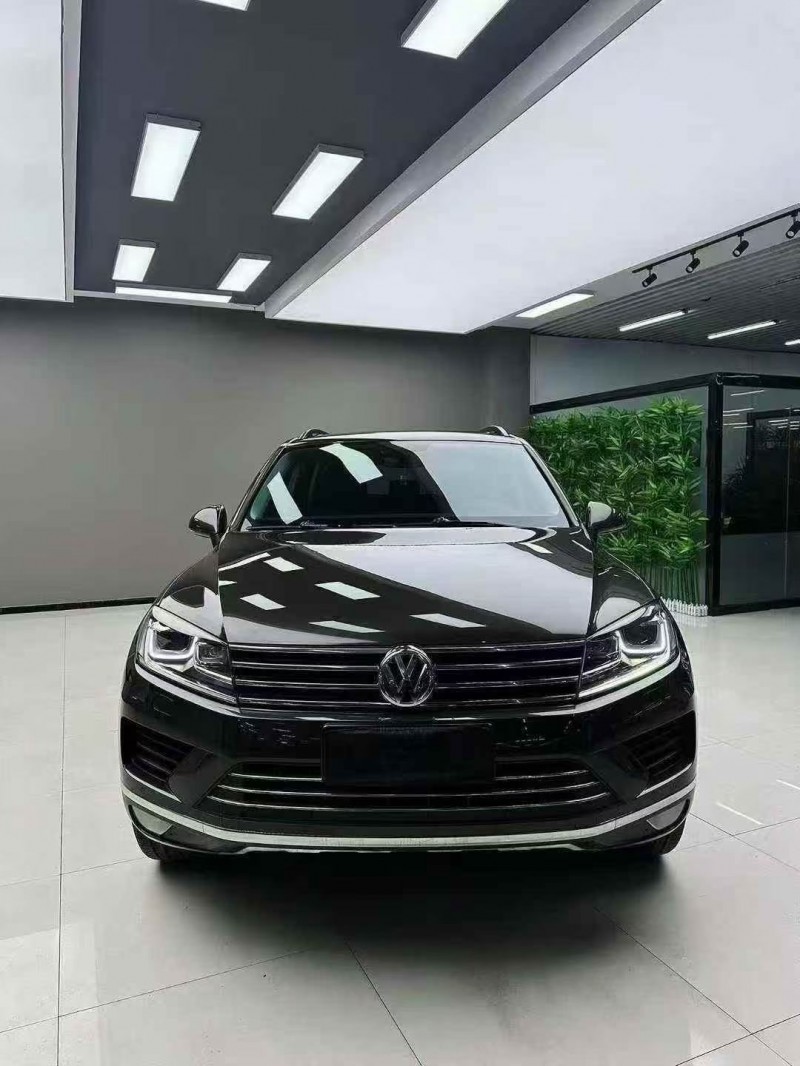 黔西南17年大众途锐1