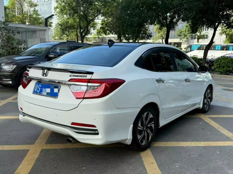 广州18年本田凌派8