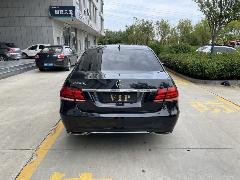 济宁16年奔驰E9