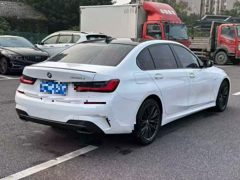 湖州19年宝马3系8