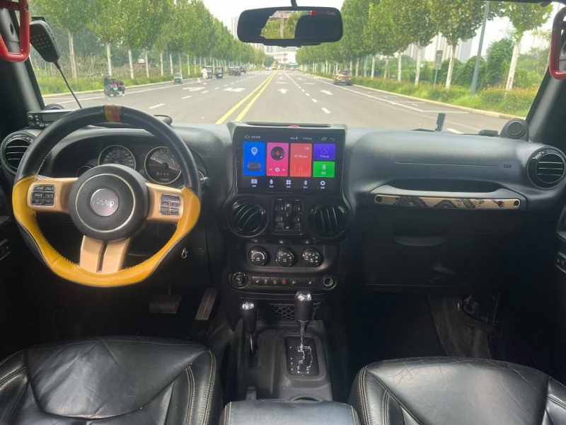 郑州15年Jeep牧马人5