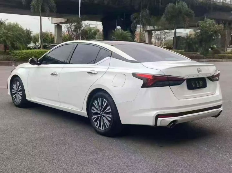 三明25年日产天籁7