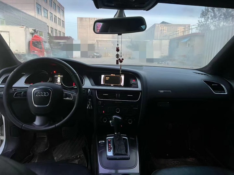 临沂11年奥迪A55