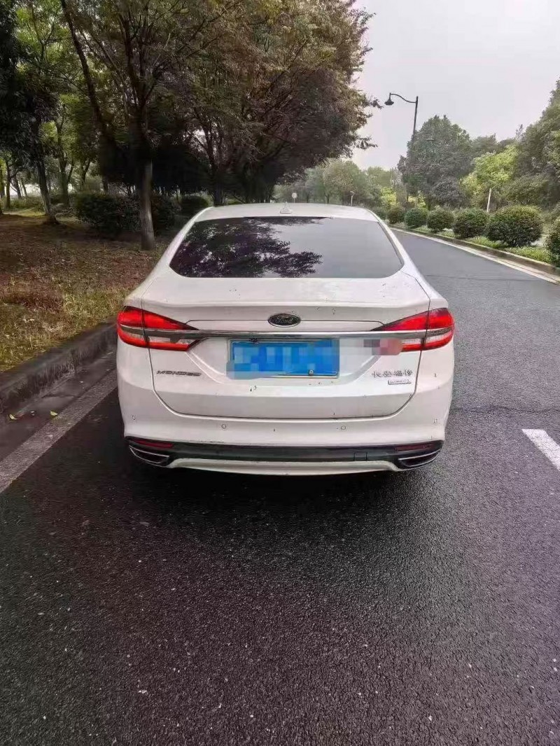 嘉兴17年福特蒙迪欧9