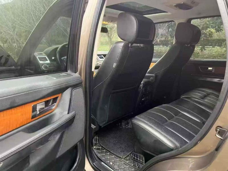 杭州13年路虎揽胜运动4