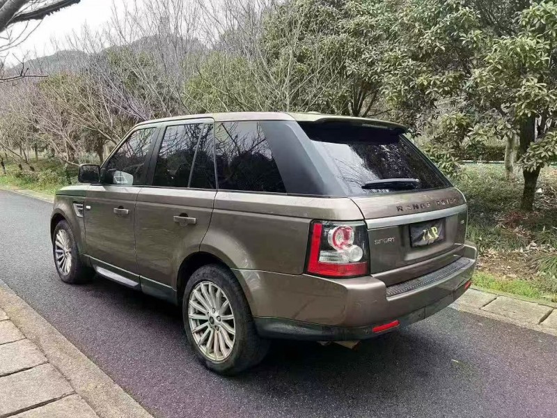 杭州13年路虎揽胜运动9