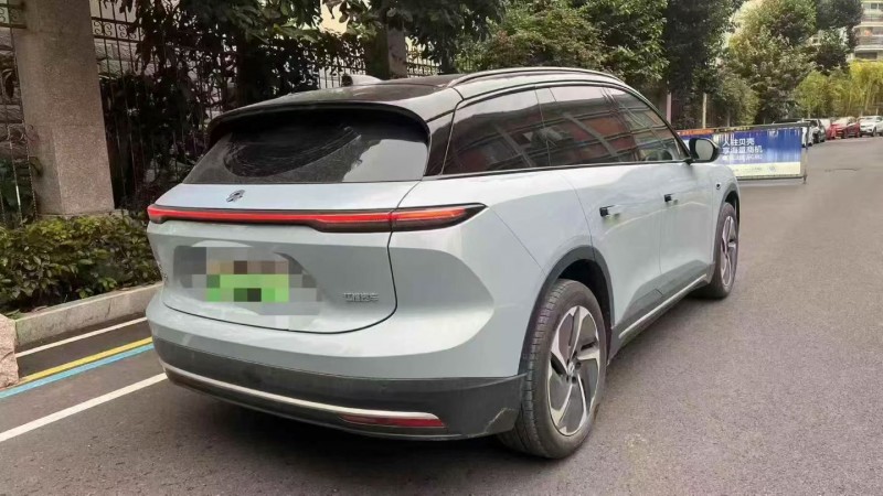 嘉兴23年蔚来ES67