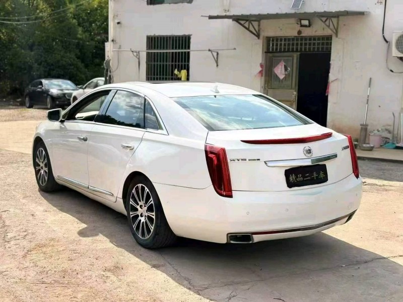金华14年凯迪拉克XTS5