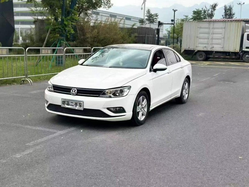 金华17年大众凌渡2