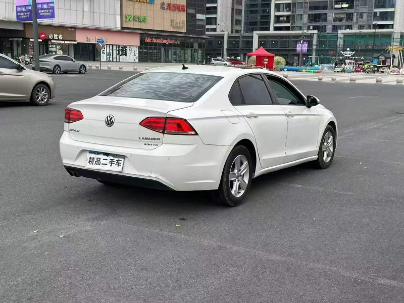 金华17年大众凌渡4