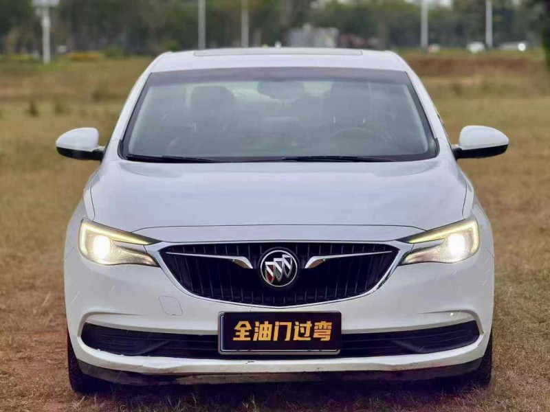 东莞19年别克英朗1