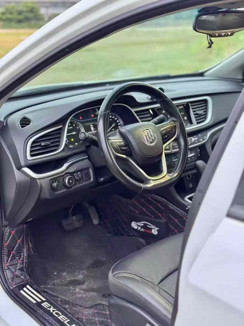 东莞19年别克英朗7