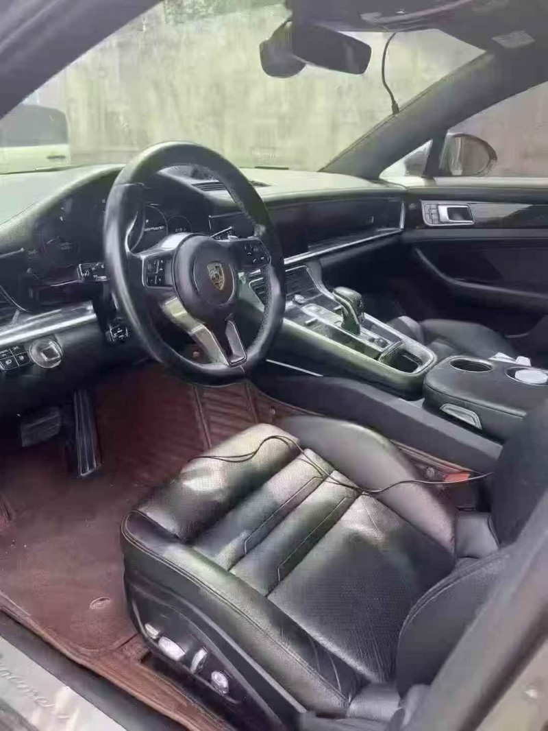 衡阳17年保时捷帕拉梅拉4