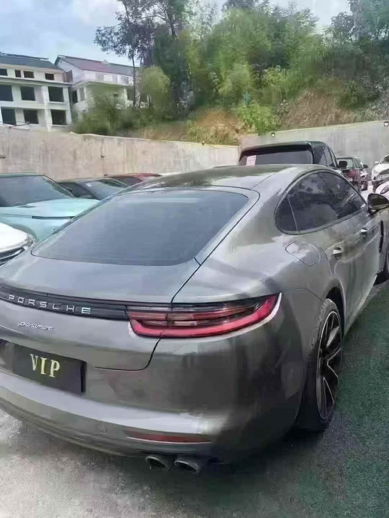 衡阳17年保时捷帕拉梅拉7