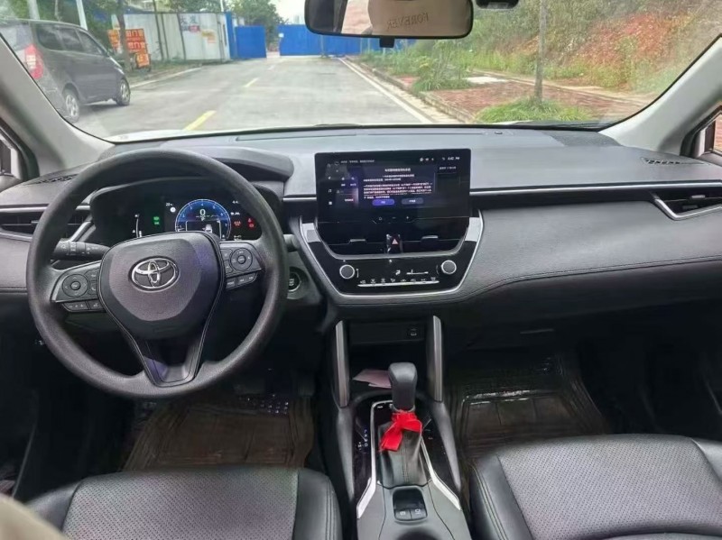 桂林23年丰田锐放4