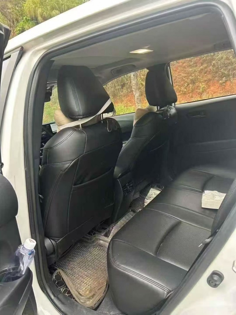 桂林23年丰田锐放5