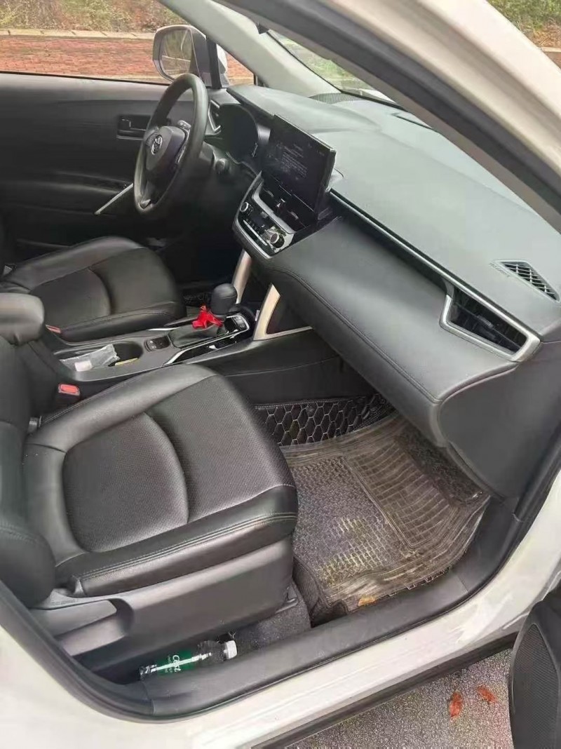 桂林23年丰田锐放7